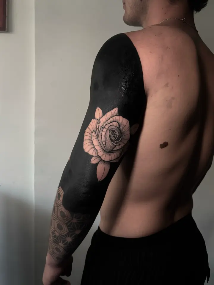 Blackout Rose — Blackout tattoo by Nillattt, photo 1