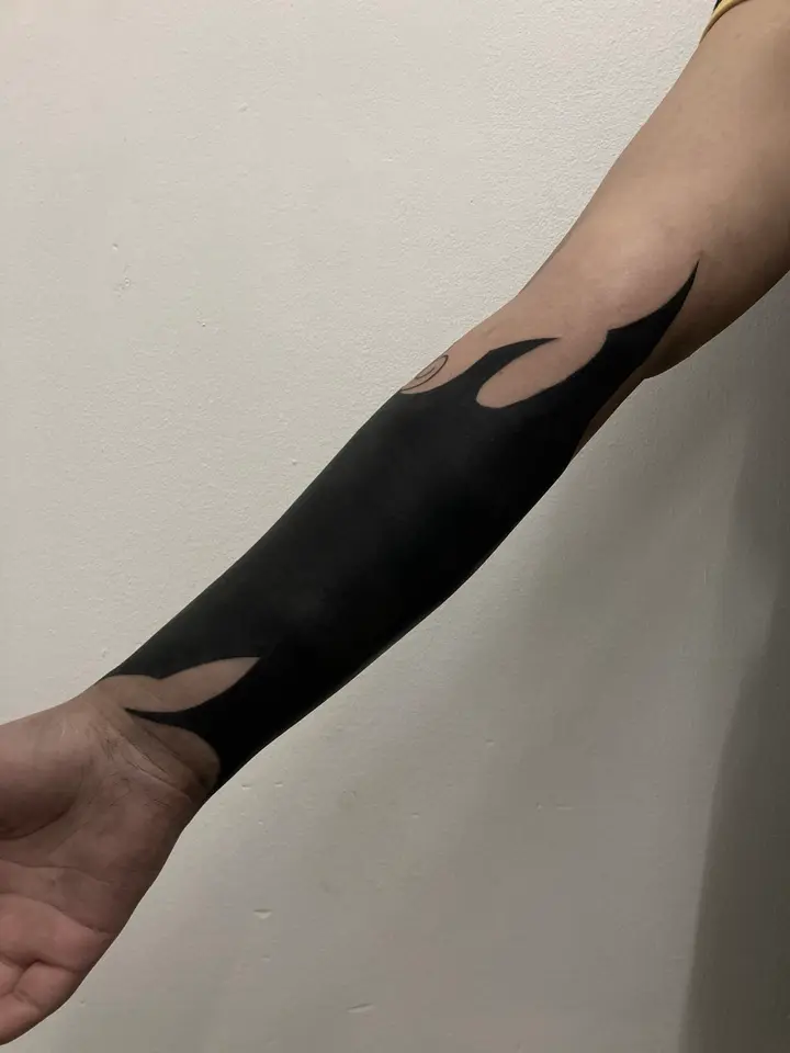 Flame Blackout — Blackout tattoo by Nillattt, photo 1