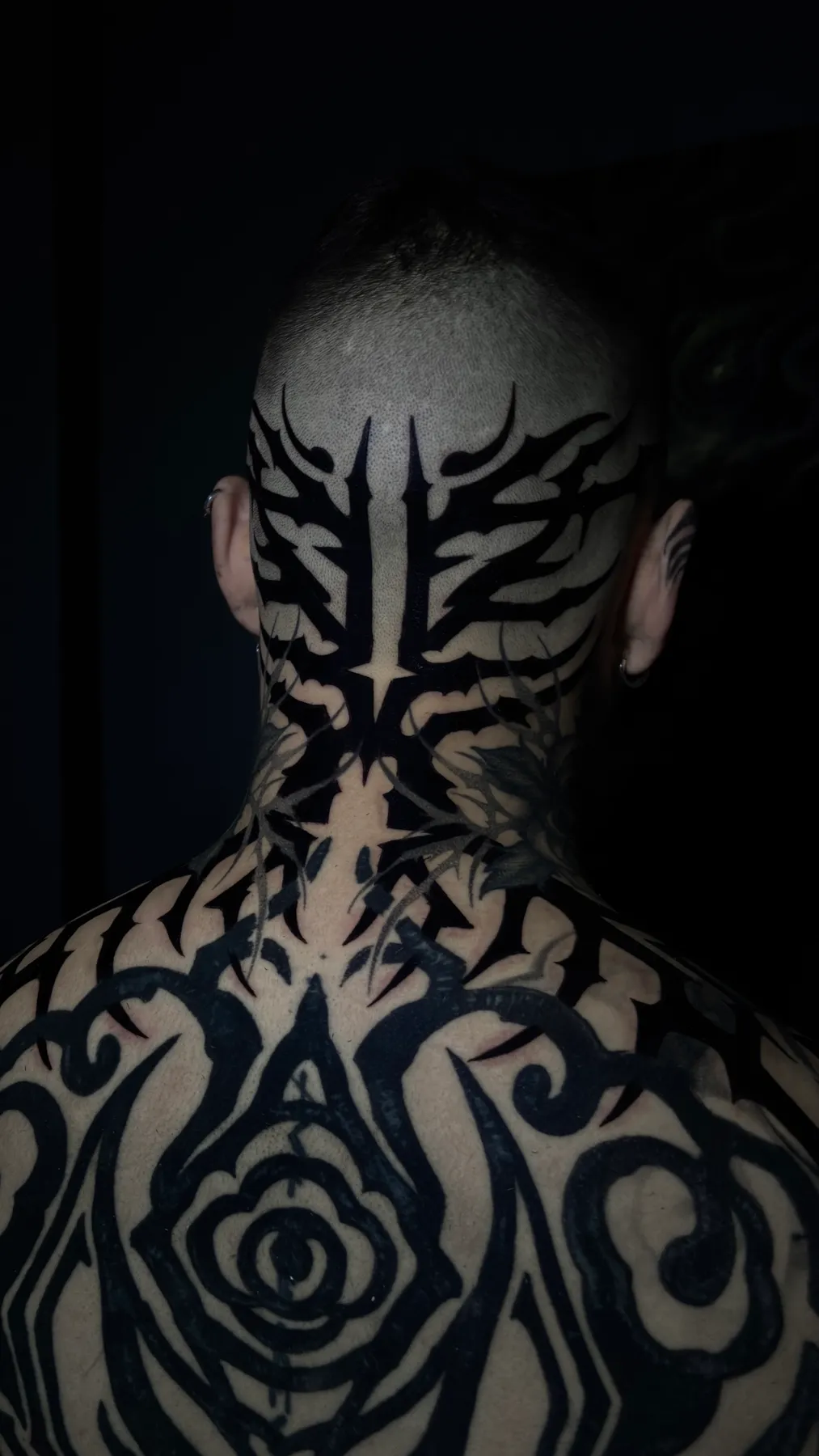 Freehand Neck — tatuaje Neotribal de Nillattt, foto 1