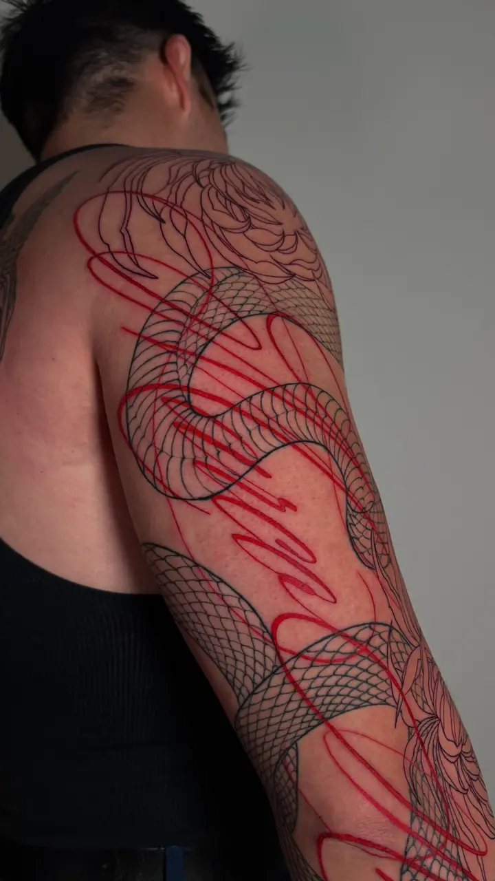 Red Lettering — Blackwork tattoo by Nillattt, photo 1